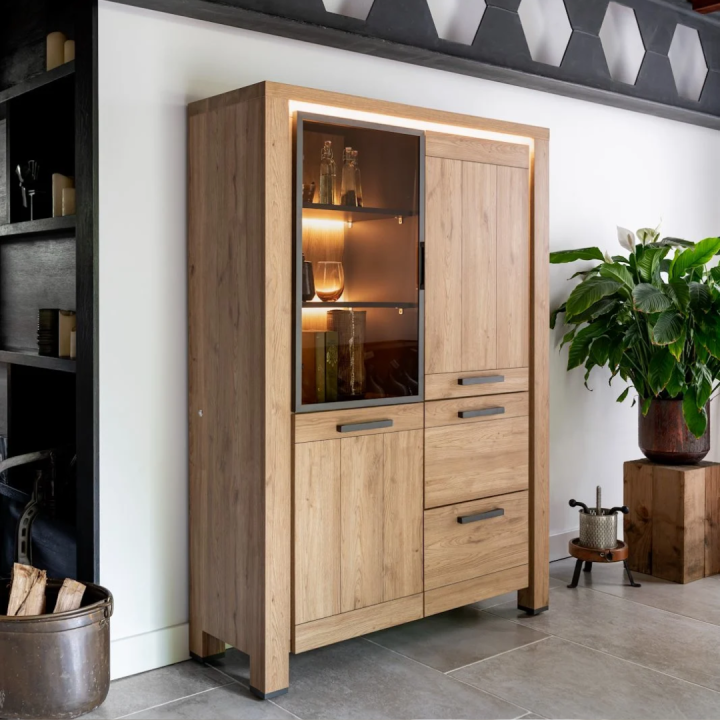 witryna-delmonte-henders-en-hazel-meblownia2.0-outlet-meblowy-gdynia-trojmiasto